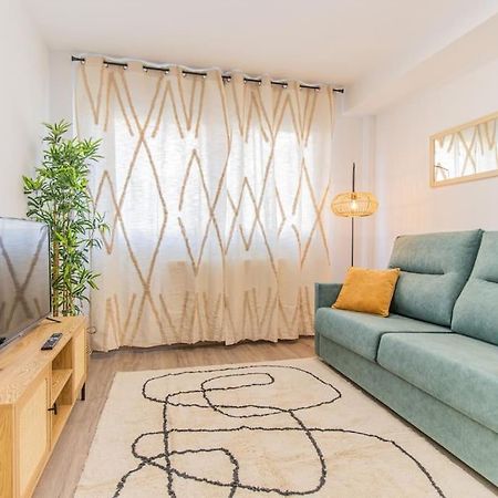 Beautiful Flat In The Pyrenees * Free Parking Lägenhet Sabiñánigo Exteriör bild